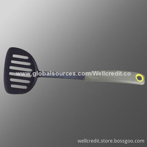 Good-quality nylon Chinese turner with PP handle
